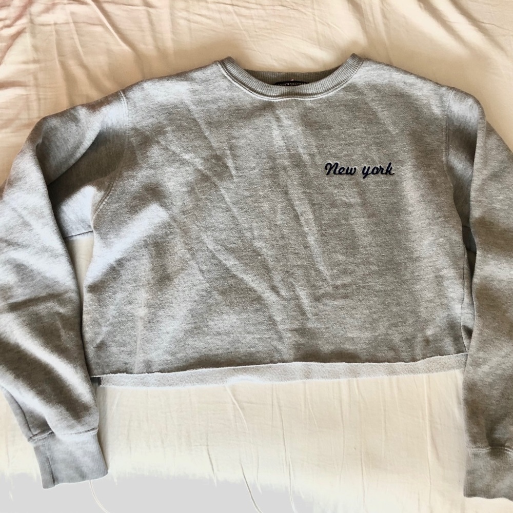 Brandy Melville New York crew neck